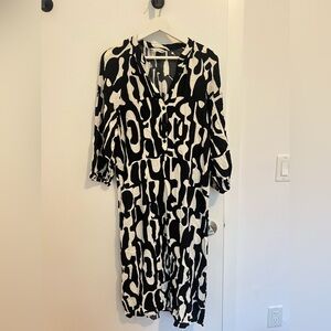 Zara white and black long dress. Size S